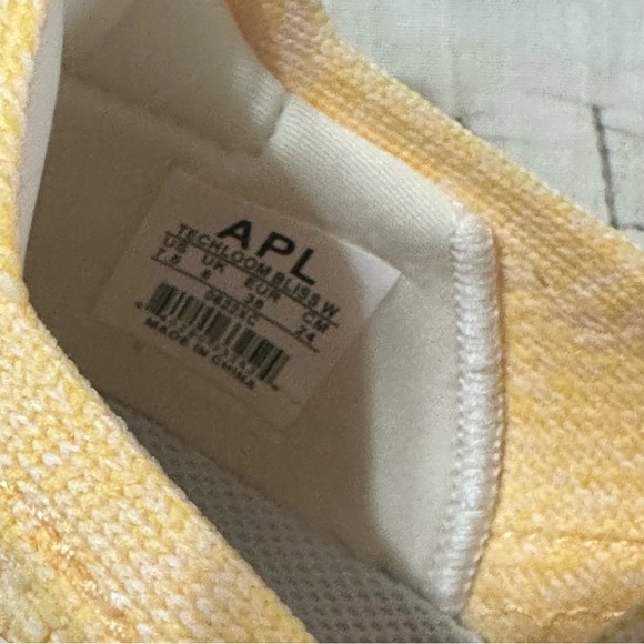 NIB APL Techloom Bliss Sz 7.5 Pristine Marigold Yellow Slip-on - Picture 8 of 9